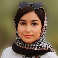 آیناز غفاری